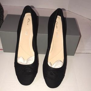 New Ladies Clarks Bow Detailed Block‎ Heel Shoes Orabella Lily